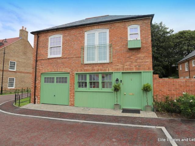 1 bedroom detached house for sale