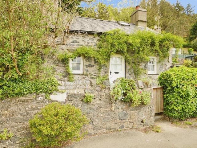 1 bedroom detached house for sale