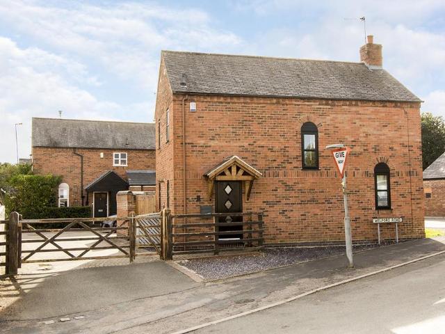 1 bedroom detached house for sale