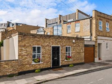 1 bedroom detached house for sale