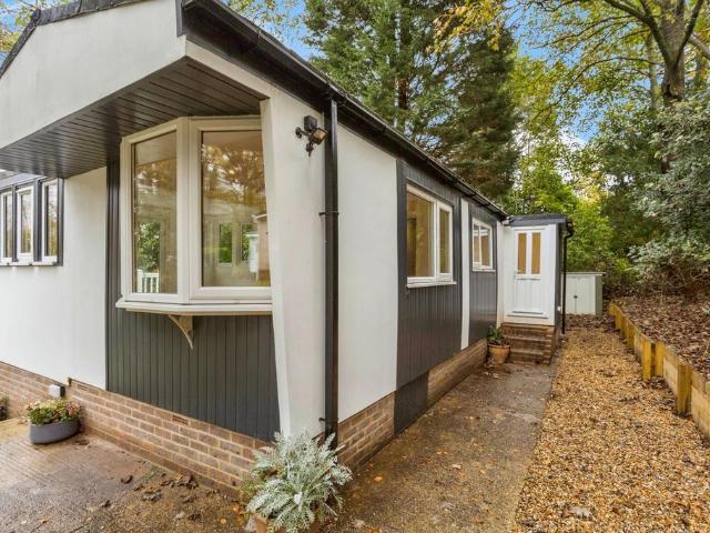 1 bedroom detached house for sale