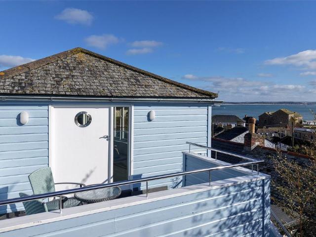 1 bedroom detached house for sale