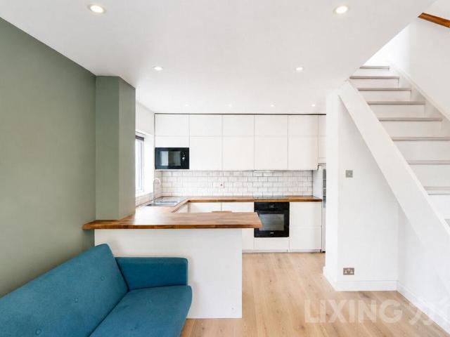 1 bedroom detached house for sale