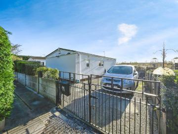 1 bedroom detached house for sale