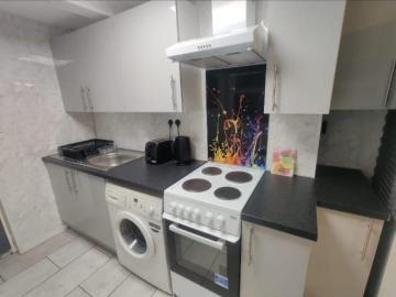 1 bedroom detached house for sale