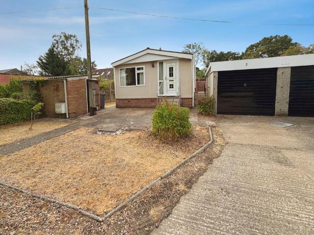 1 bedroom detached house for sale