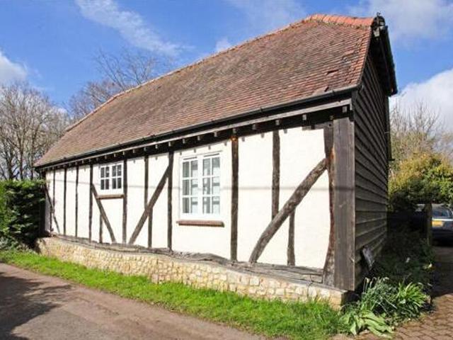 1 Bedroom Detached House For Sale In Aylesbury, Buckinghamshire