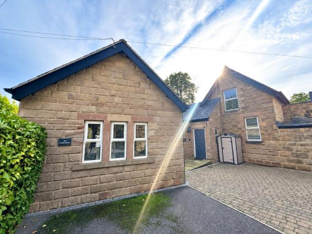 1 Bedroom Detached House To Let