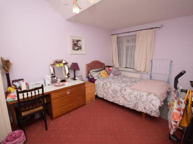 1 bedroom detached house to rent