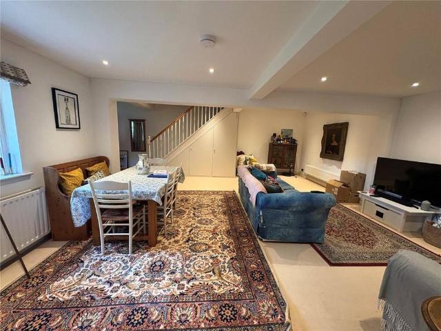 1 bedroom detached house to rent