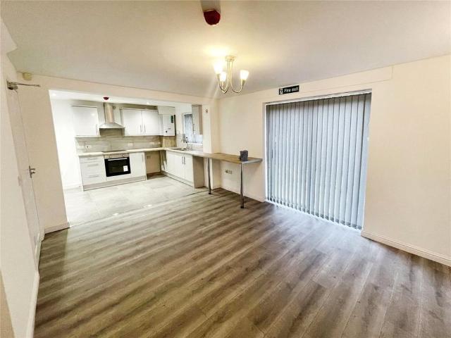 1 bedroom detached house to rent
