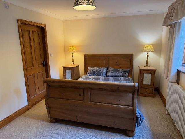 1 bedroom detached house to rent