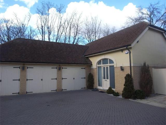 1 bedroom detached house to rent