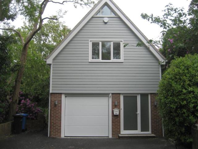 1 bedroom detached house to rent
