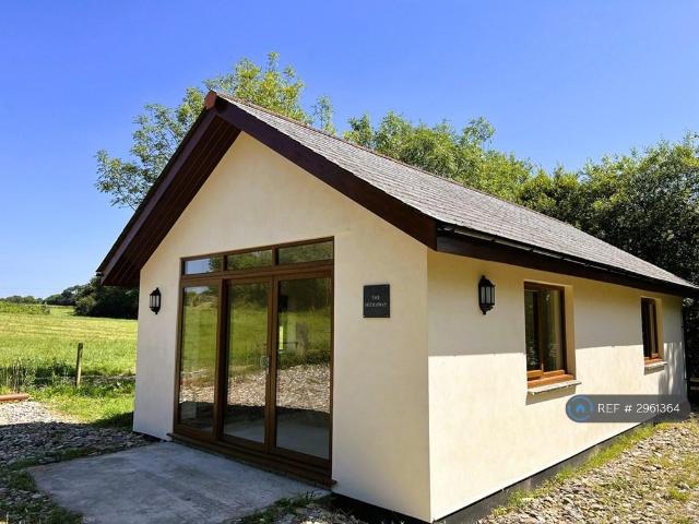 1 bedroom detached house to rent