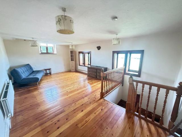 1 bedroom detached house to rent