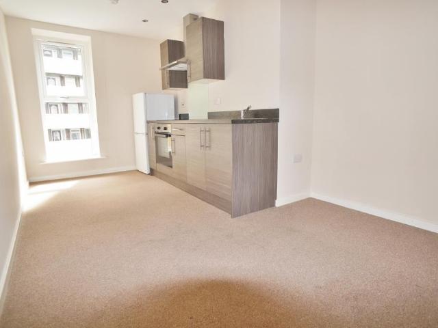 1 bedroom detached house to rent