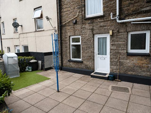 1 Bedroom Detached House To Rent In River Street, Treforest, CF37