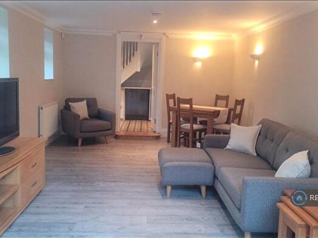 1 Bedroom Detached House To Rent In Streetly Lane, Sutton Coldfield, B74