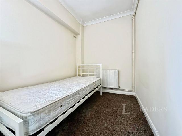 1 bedroom detached to rent Thorpe Hall Close, Norwich, Norfolk, NR7