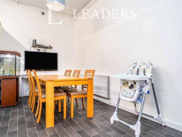 1 bedroom detached to rent Stratford Road, Watford, Hertfordshire, WD17