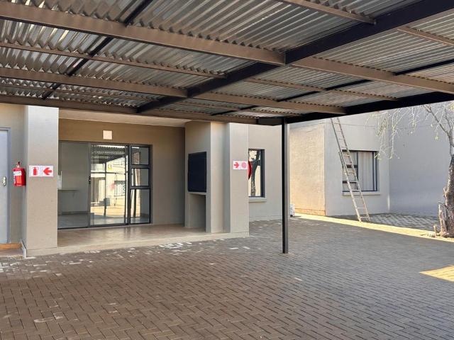 2 Bedroom development rented in Melodie, Hartbeespoort