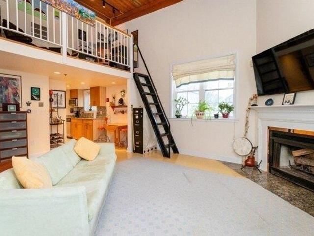 1 bedroom, Dedham MA 02026 105366391