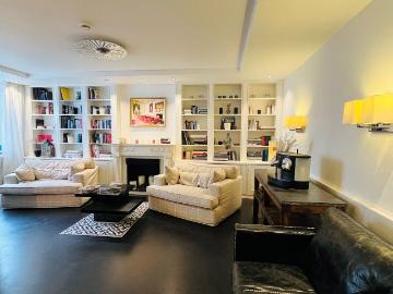 1 bedroom deluxe in Frankfurt Westend near old opera, Frankfurt Amsterdam Apartments for Rent