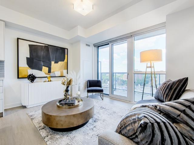 1 Bedroom + Den for rent in 45 Railroad in 45 Railroad Street, Brampton, Downtown Brampton, L6X 1G4
