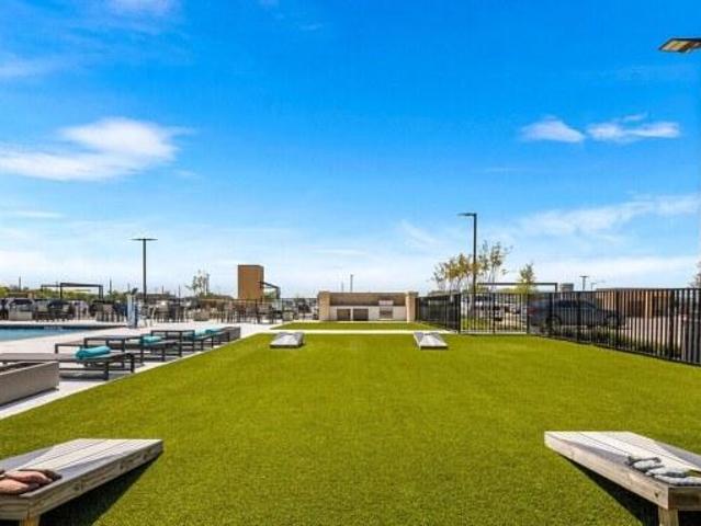 1 bedroom, Denton TX 76201 105224952