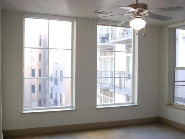 1 bedroom, Denver CO 80205 105640286