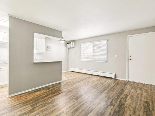 1 bedroom, Denver CO 80206 104893788