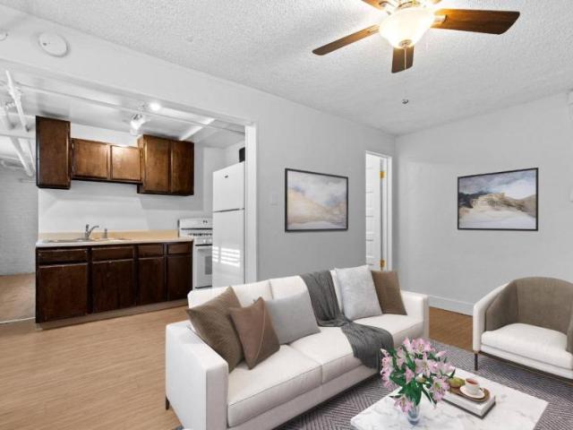 1 bedroom, Denver CO 80218 102509545