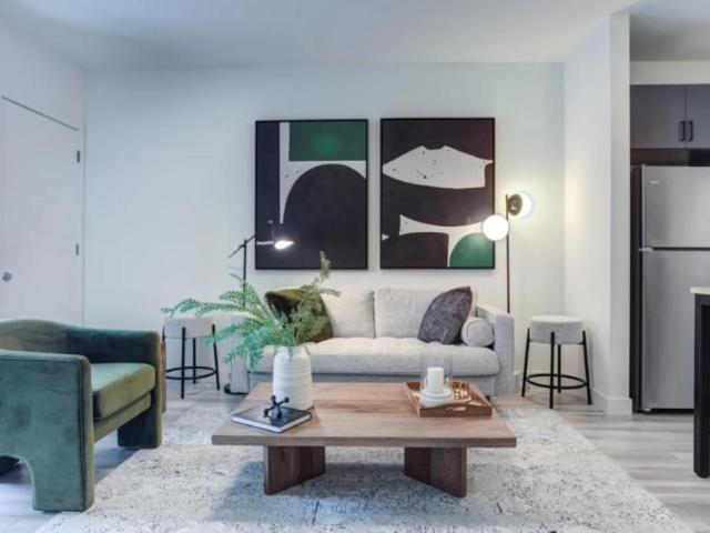 1 bedroom, Des Plaines IL 60016 105669787
