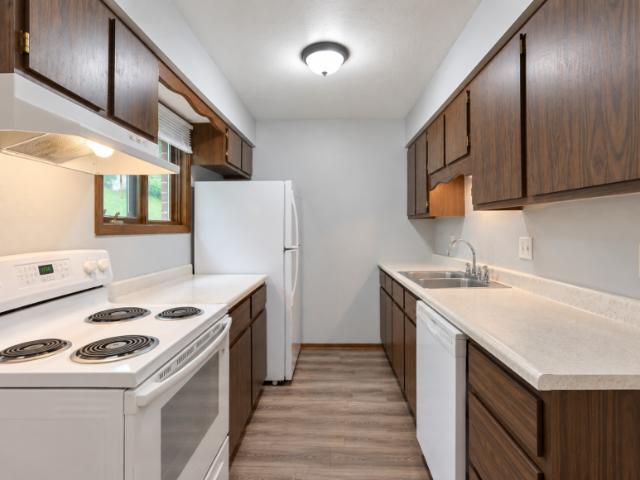 1 bedroom, Dubuque IA 52001 104614445
