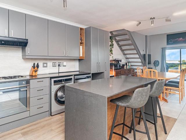 1 Bedroom duplex apartment to rent in Royal Ascot, Milnerton