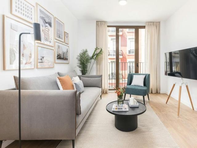 1 Bedroom Duplex Apartment with Private Terrace in El Botànic, Valencia Amsterdam Apartments for Rent
