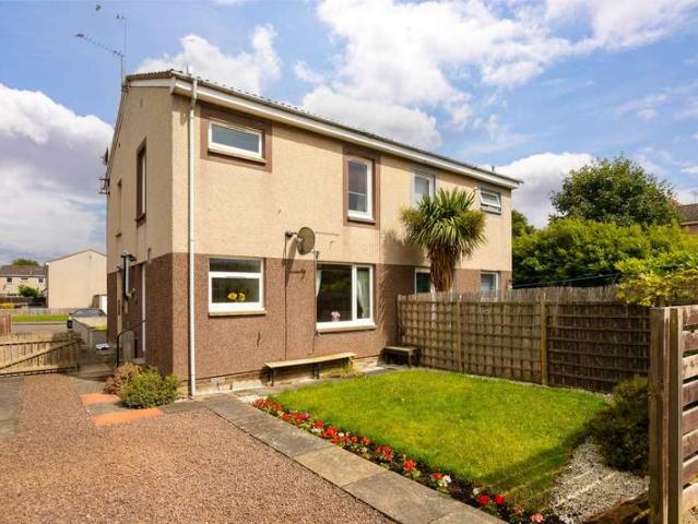 1 Bedroom Duplex Flat