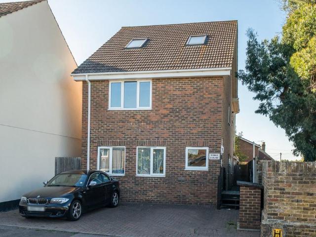1 bedroom duplex for sale