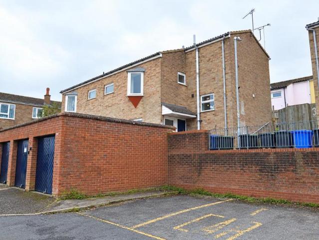 1 bedroom duplex for sale