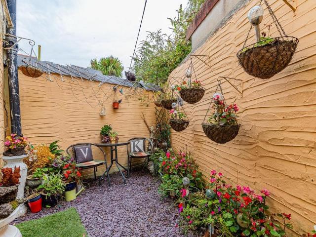 1 bedroom duplex for sale