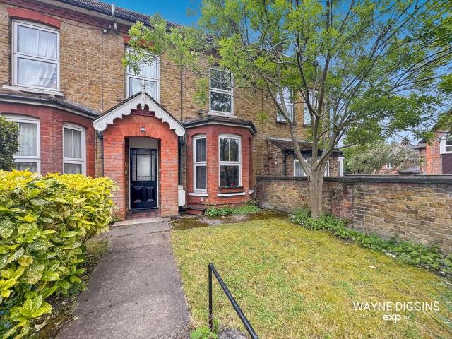 1 bedroom duplex for sale