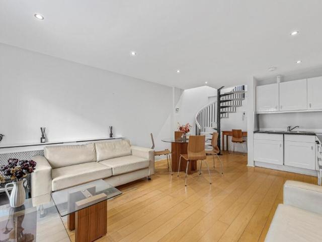 1 bedroom duplex for sale