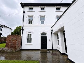 1 bedroom duplex to rent
