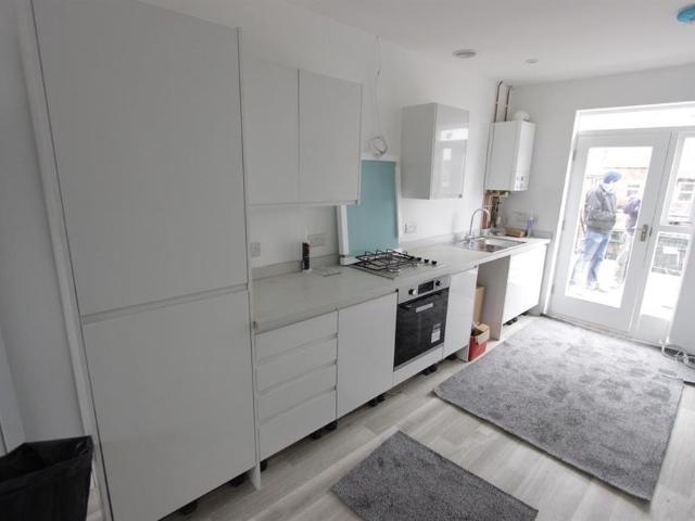 1 bedroom duplex to rent