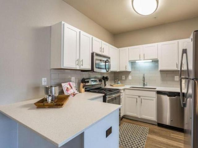 1 bedroom, Durham NC 27707 104656406