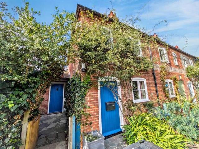 1 Bedroom End Of Terrace House
