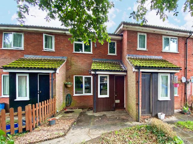 1 BEDROOM End of Terrace House