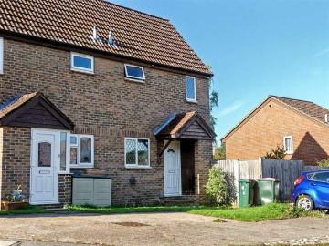 1 Bedroom End Of Terrace House