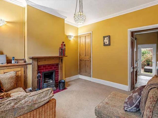 1 Bedroom End Of Terrace House